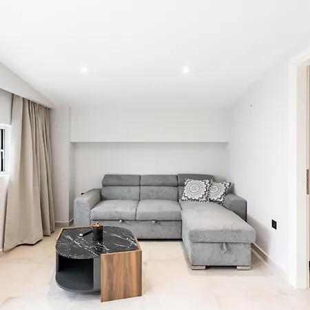 Apartment Phoenix, Garden View In B2 Kalamata