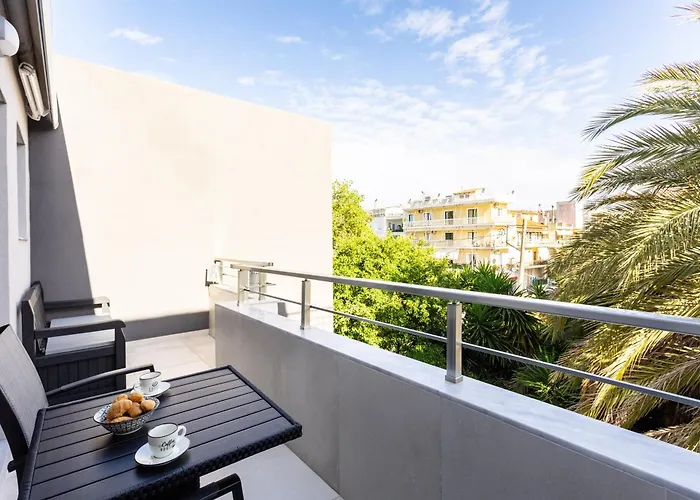 Phoenix, Garden View In B2 Kalamata