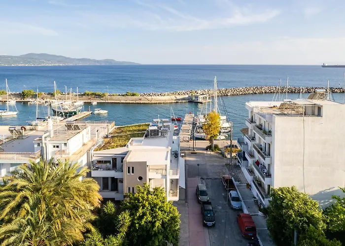 Phoenix, Garden View In B2