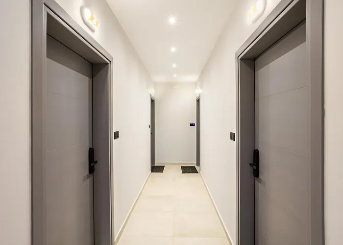 Phoenix, Garden View In B2 Appartement Kalamata