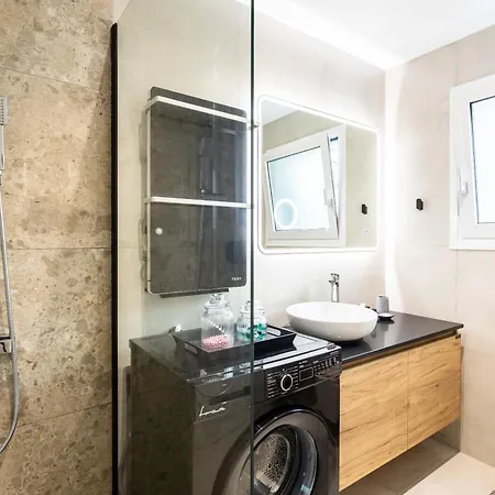 Phoenix, Garden View In B2 * Kalamata