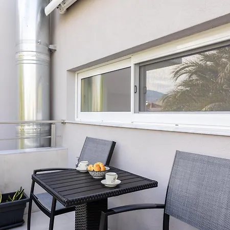 Apartmán Phoenix, Garden View In B2