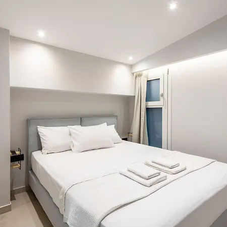 Phoenix, Garden View In B2 *