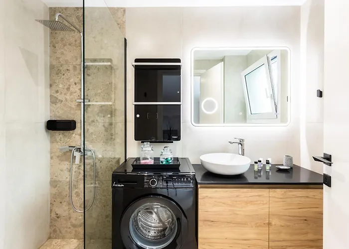 Phoenix, Garden View In B2 Kalamata