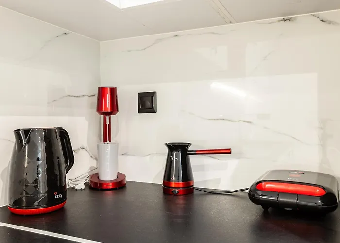 Phoenix, Garden View In B2 Kalamata